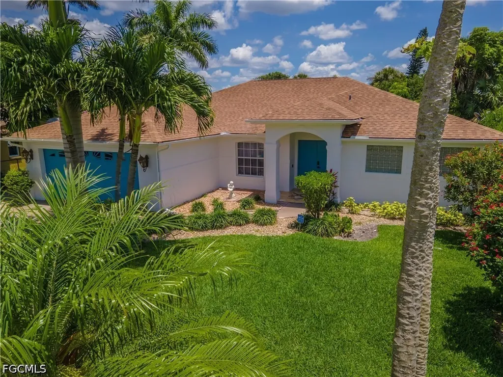 3054 44th Street SW Naples FL 34116