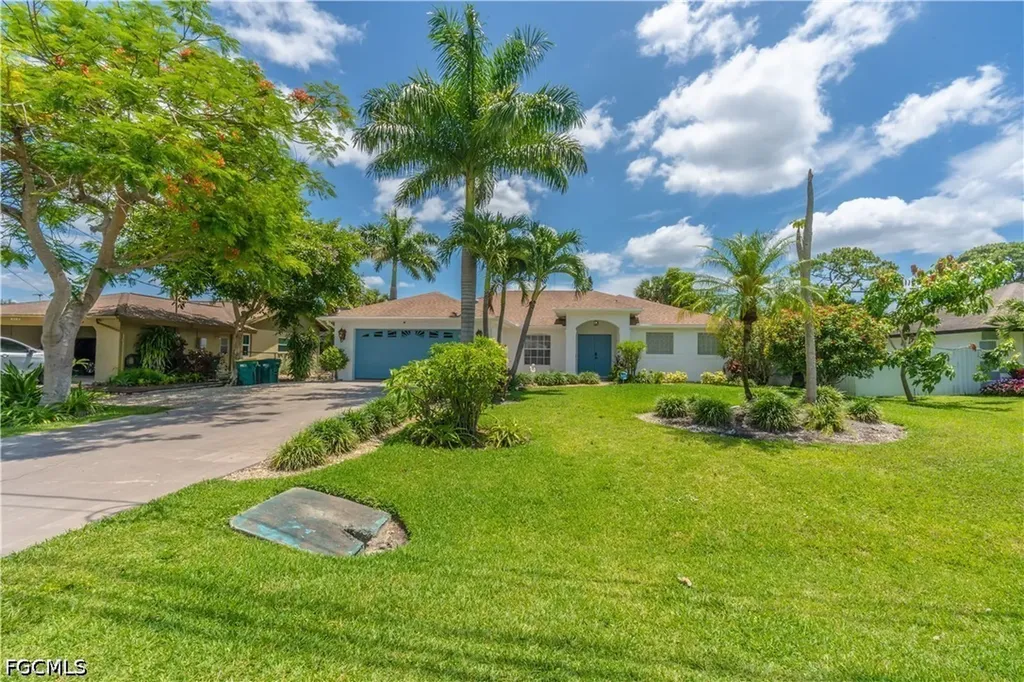 3054 44th Street SW Naples FL 34116
