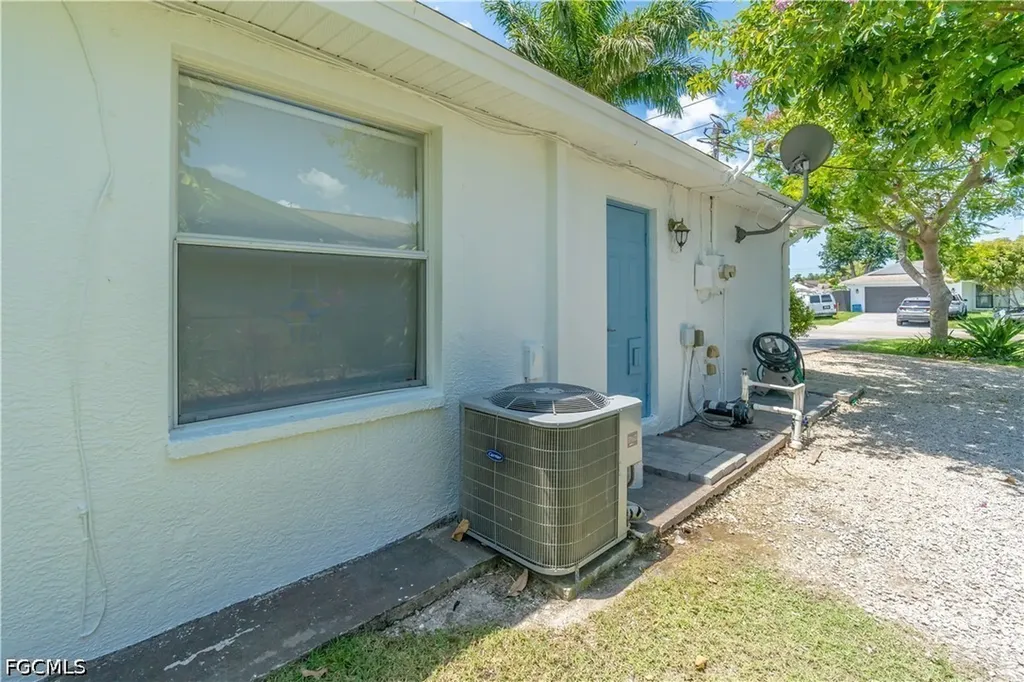 3054 44th Street SW Naples FL 34116