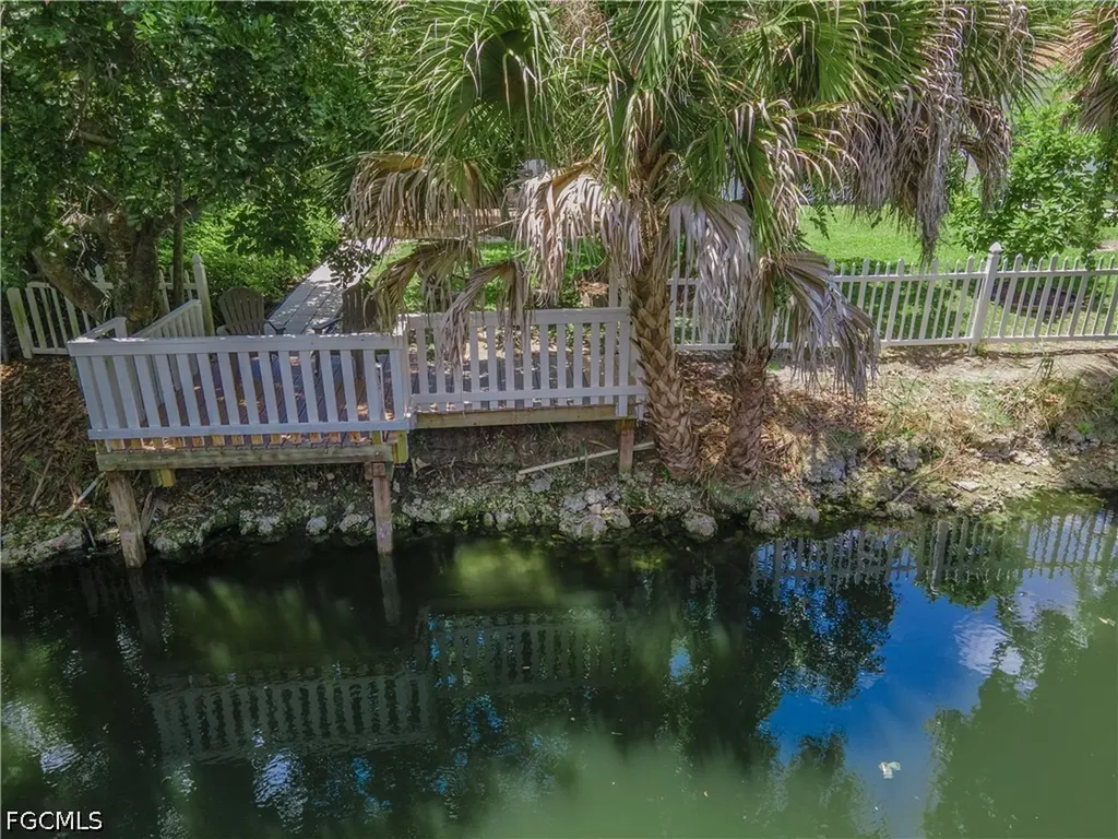 3054 44th Street SW Naples FL 34116