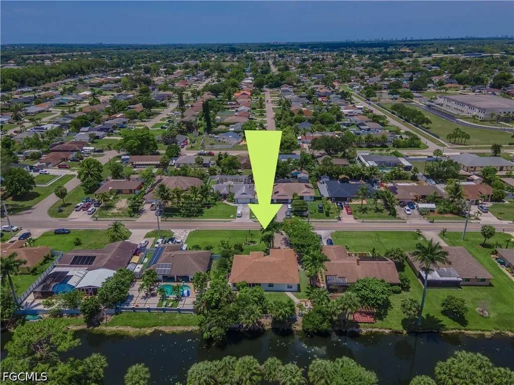 3054 44th Street SW Naples FL 34116