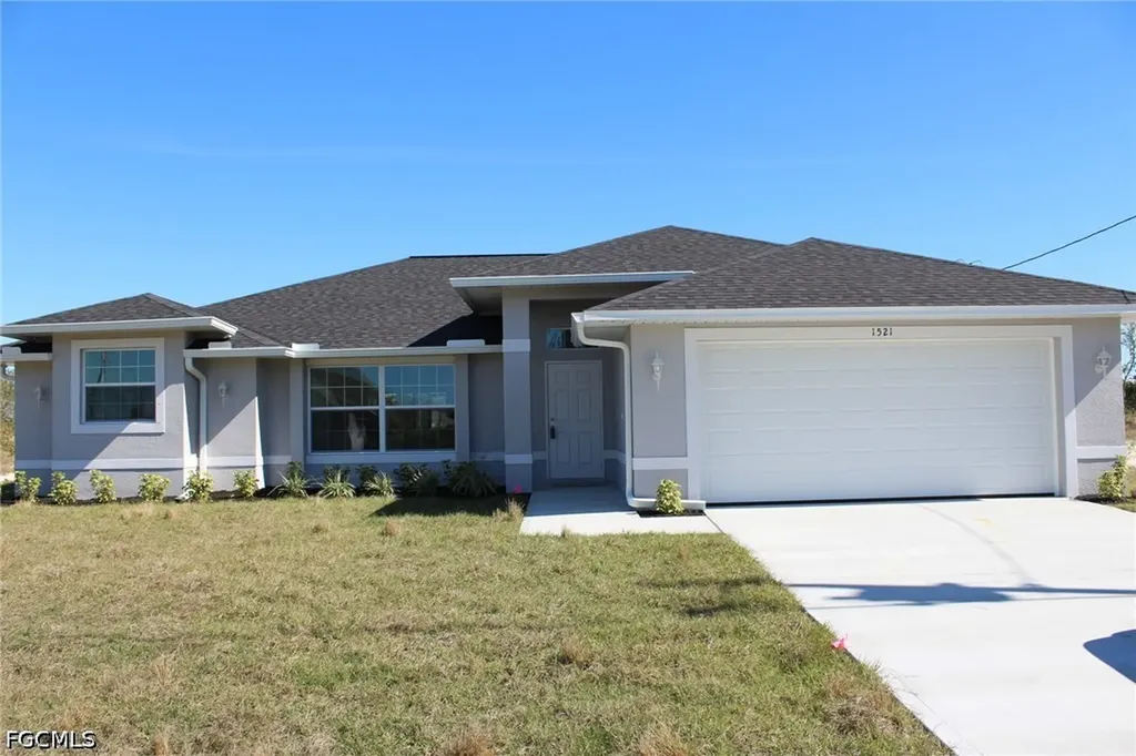 1327 SW 3rd Avenue Cape Coral FL 33991