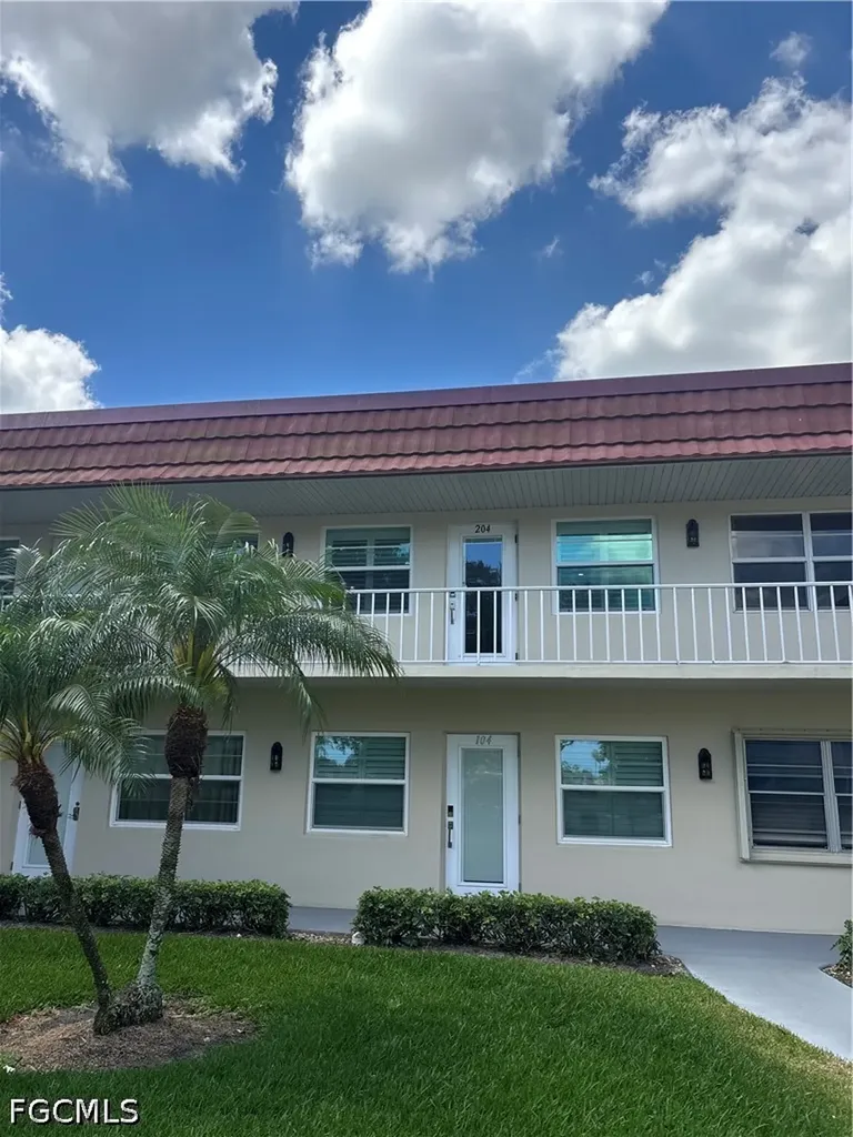 11 Vista Palm Lane Vero Beach FL 32962