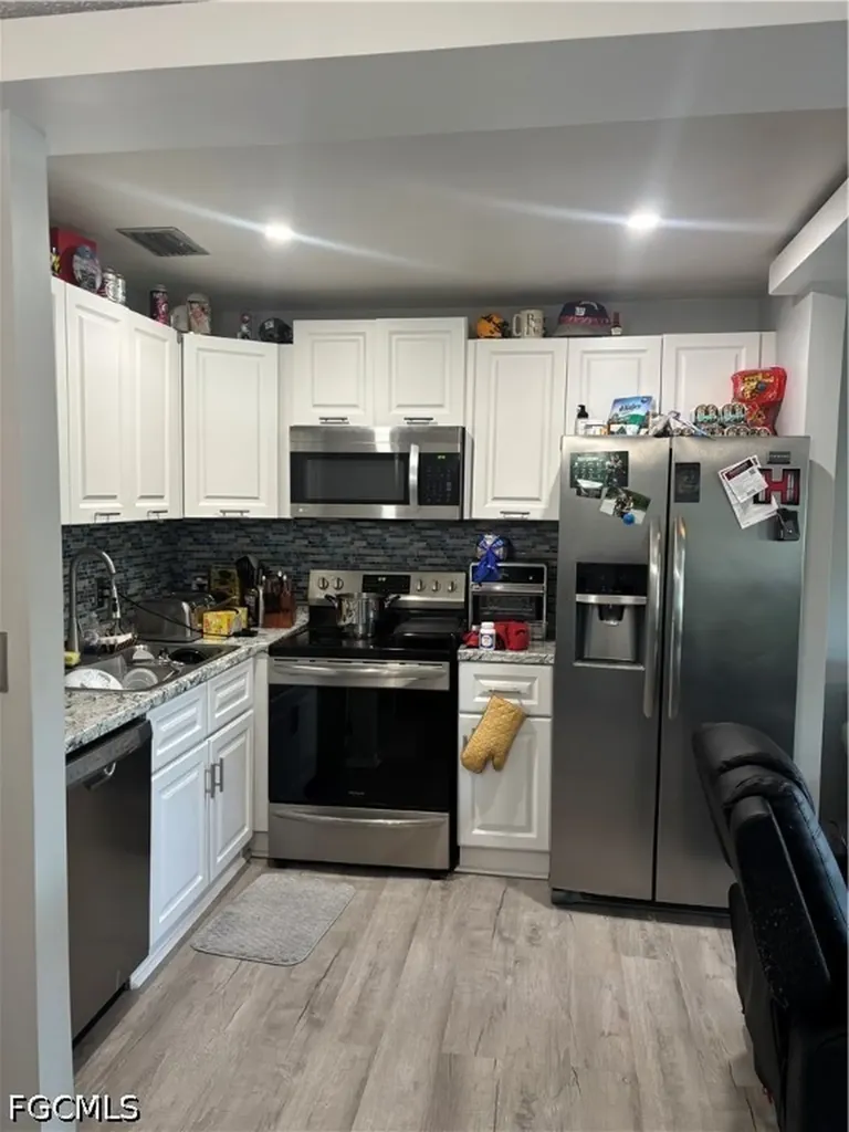 11 Vista Palm Lane Vero Beach FL 32962