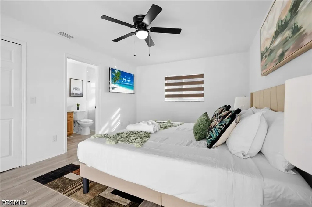 1700 SW Santa Barbara Place Cape Coral FL 33991