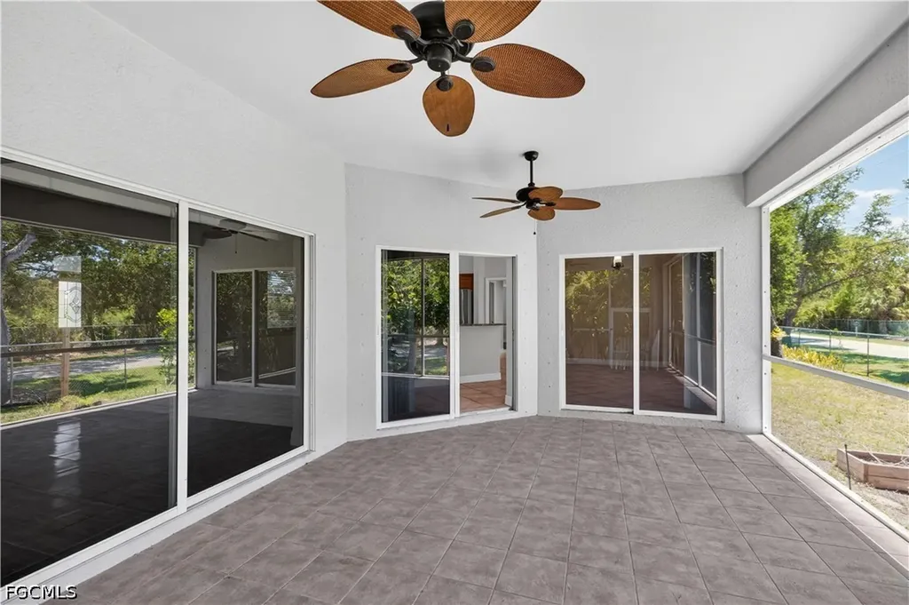 7930 Sandel Wood Circle W Fort Myers FL 33908