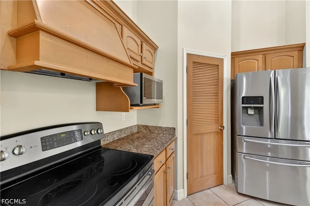 7930 Sandel Wood Circle W Fort Myers FL 33908