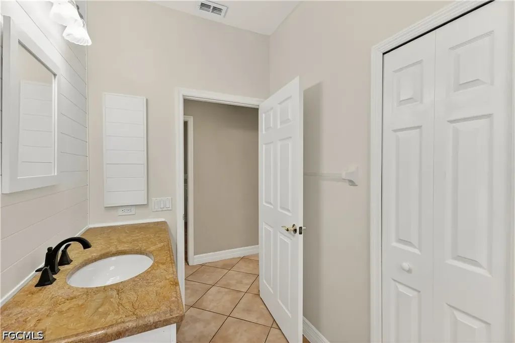 7930 Sandel Wood Circle W Fort Myers FL 33908