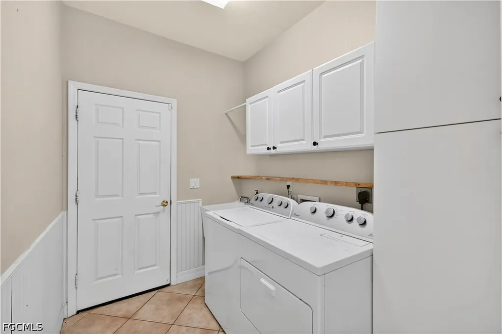 7930 Sandel Wood Circle W Fort Myers FL 33908