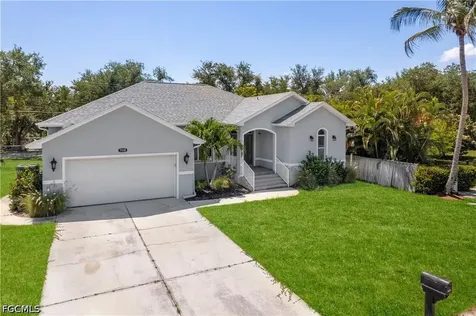 7930 Sandel Wood Circle W Fort Myers FL 33908