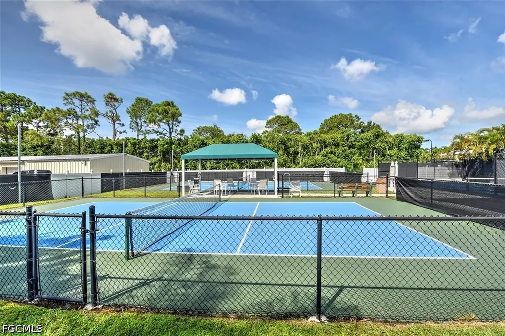 1250 Silverstrand Drive Naples FL 34110