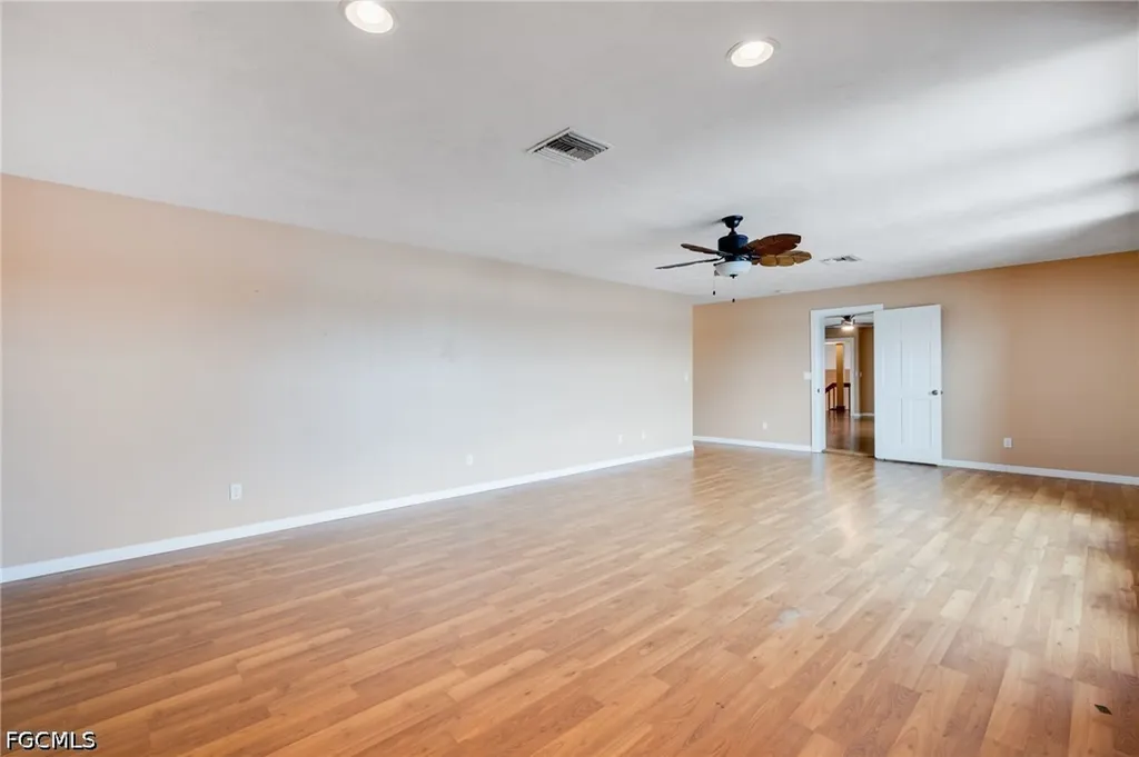 1623 SW 6th Avenue Cape Coral FL 33991