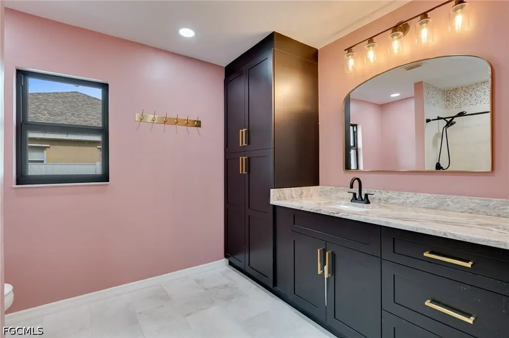 1623 SW 6th Avenue Cape Coral FL 33991