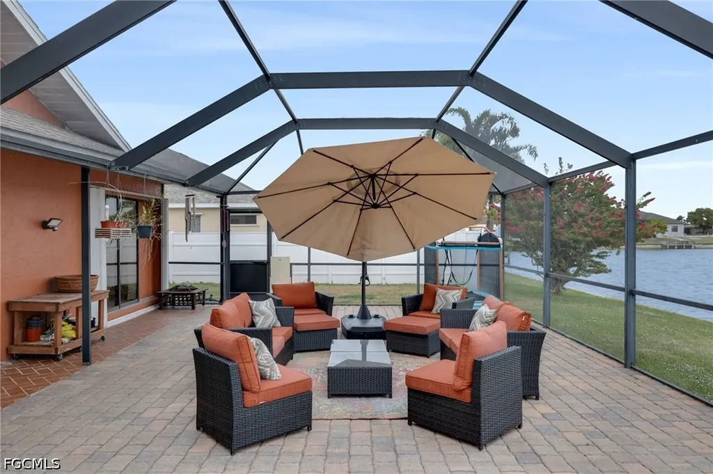 1623 SW 6th Avenue Cape Coral FL 33991