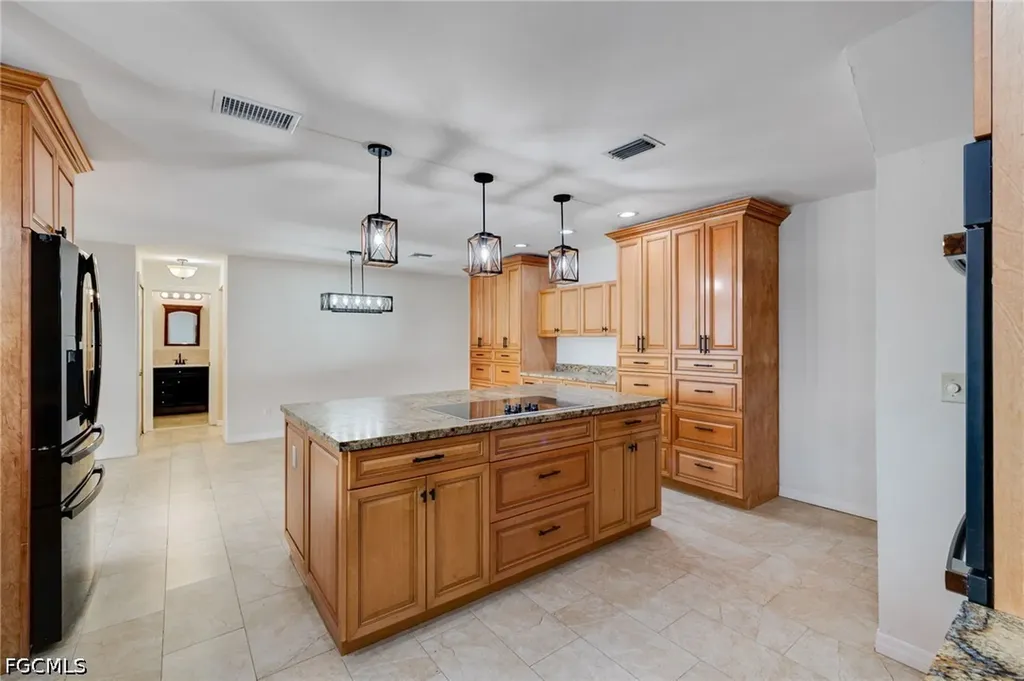 1623 SW 6th Avenue Cape Coral FL 33991