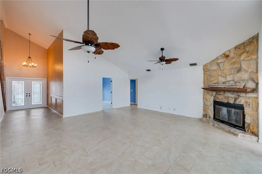 1623 SW 6th Avenue Cape Coral FL 33991