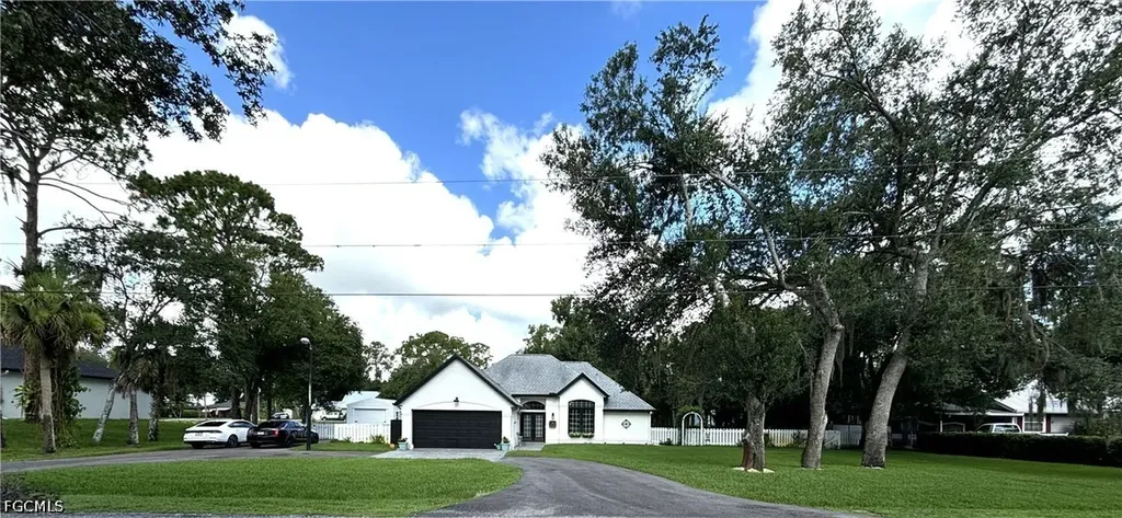 1090 Woods Drive Labelle FL 33935