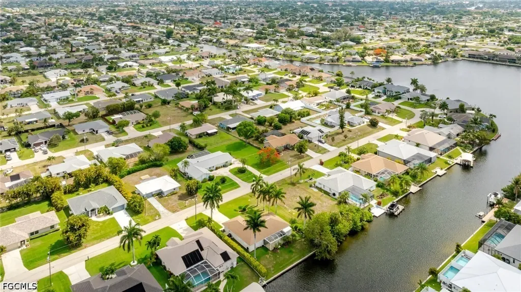228 SW 47th Street Cape Coral FL 33914
