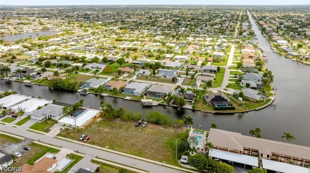 228 SW 47th Street Cape Coral FL 33914