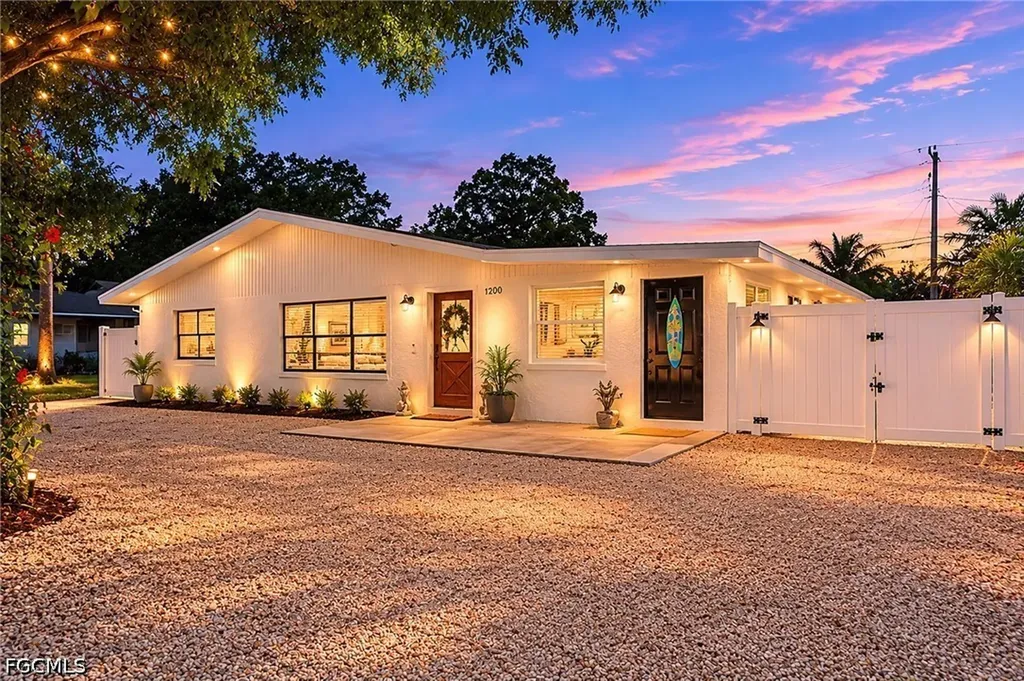 Cape Coral FL, 1200 Patterson Road