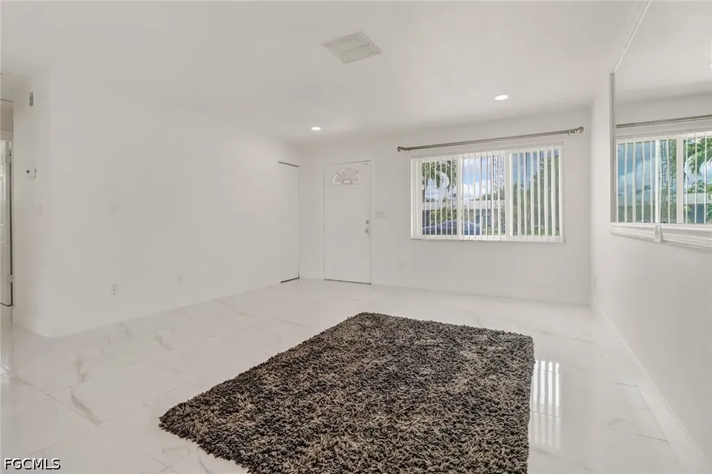 4838 Tudor Drive Cape Coral FL 33904