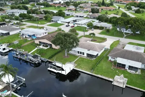 4838 Tudor Drive Cape Coral FL 33904