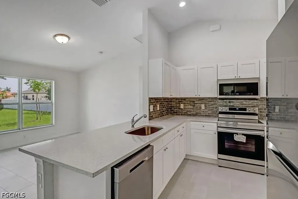 3828 NW 46th Lane Cape Coral FL 33993