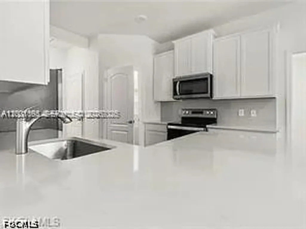 209 SE 26th Terrace Cape Coral FL 33904