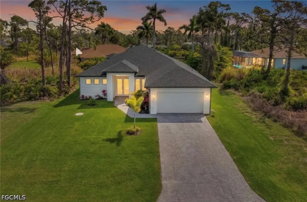 133 West Drive Rotonda West FL 33947