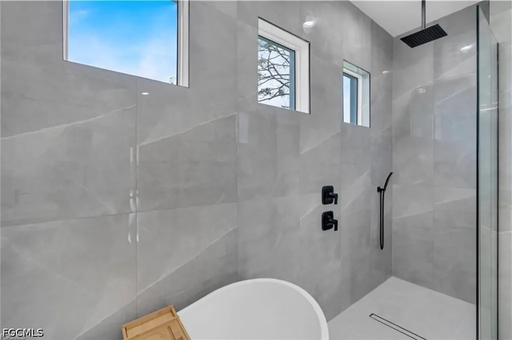 133 West Drive Rotonda West FL 33947