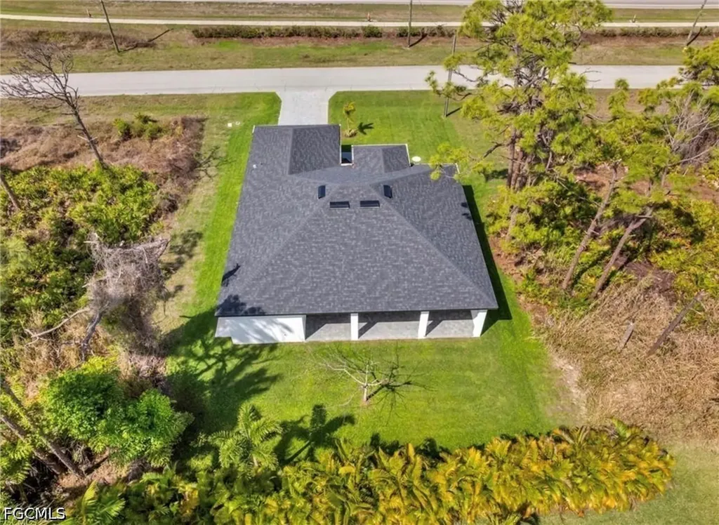 133 West Drive Rotonda West FL 33947