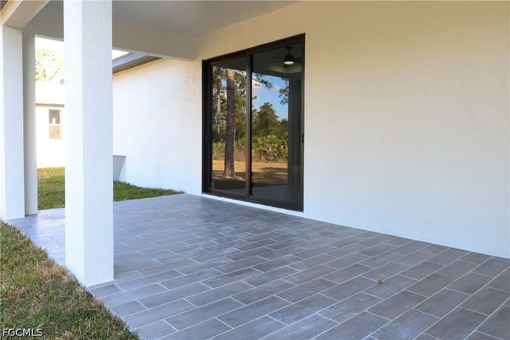 2716 2nd Street SW Lehigh Acres FL 33976