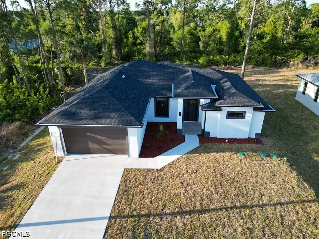 2716 2nd Street SW Lehigh Acres FL 33976