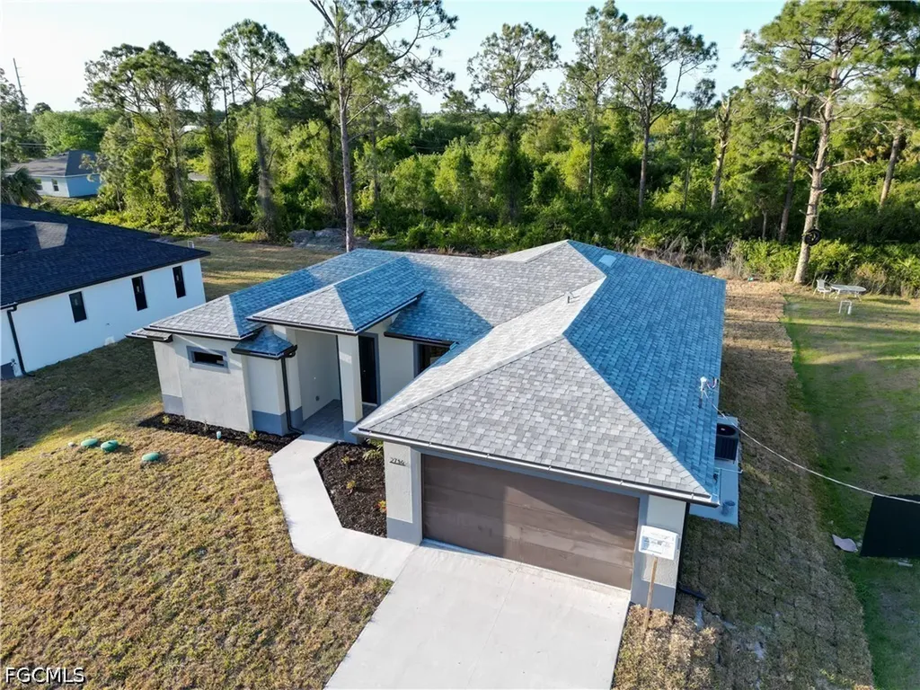 2714 2nd Street SW Lehigh Acres FL 33976