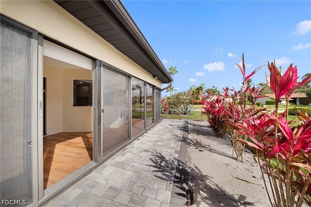 4779 Lakewood Boulevard Naples FL 34112