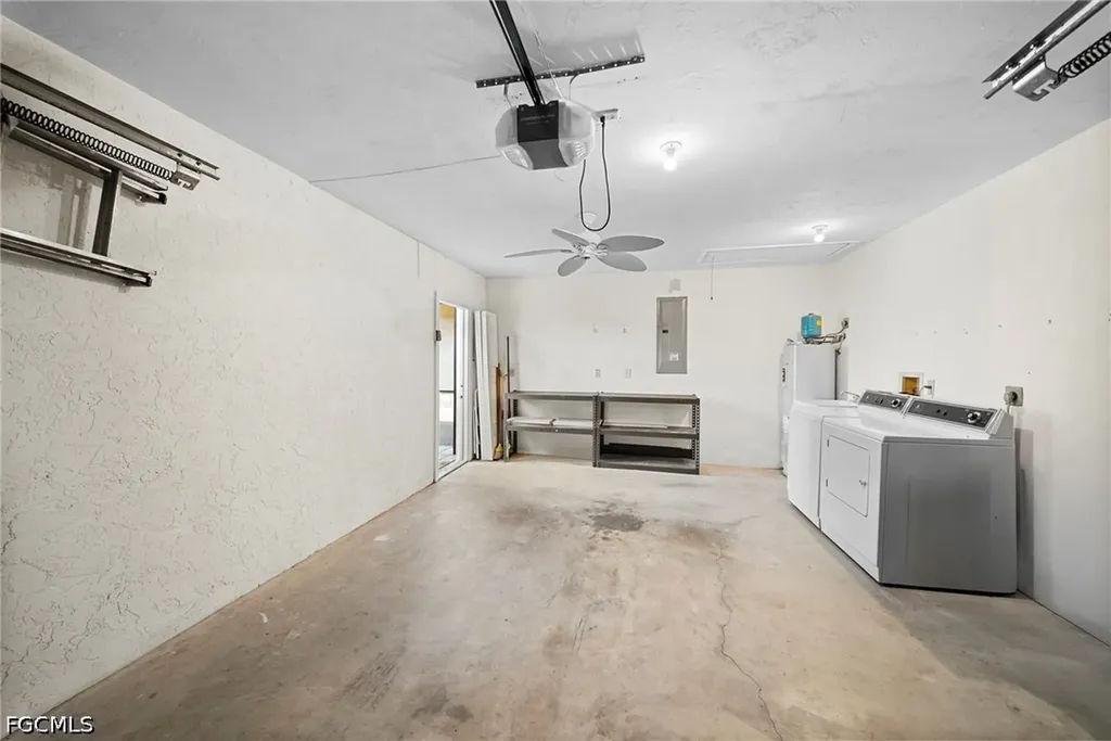4779 Lakewood Boulevard Naples FL 34112