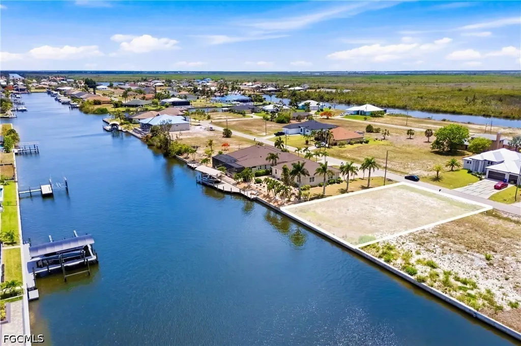 1511 NW 41st Place Cape Coral FL 33993