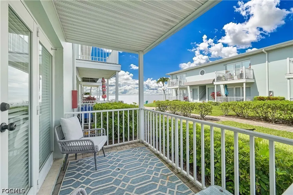 3332 N Key Drive North Fort Myers FL 33903