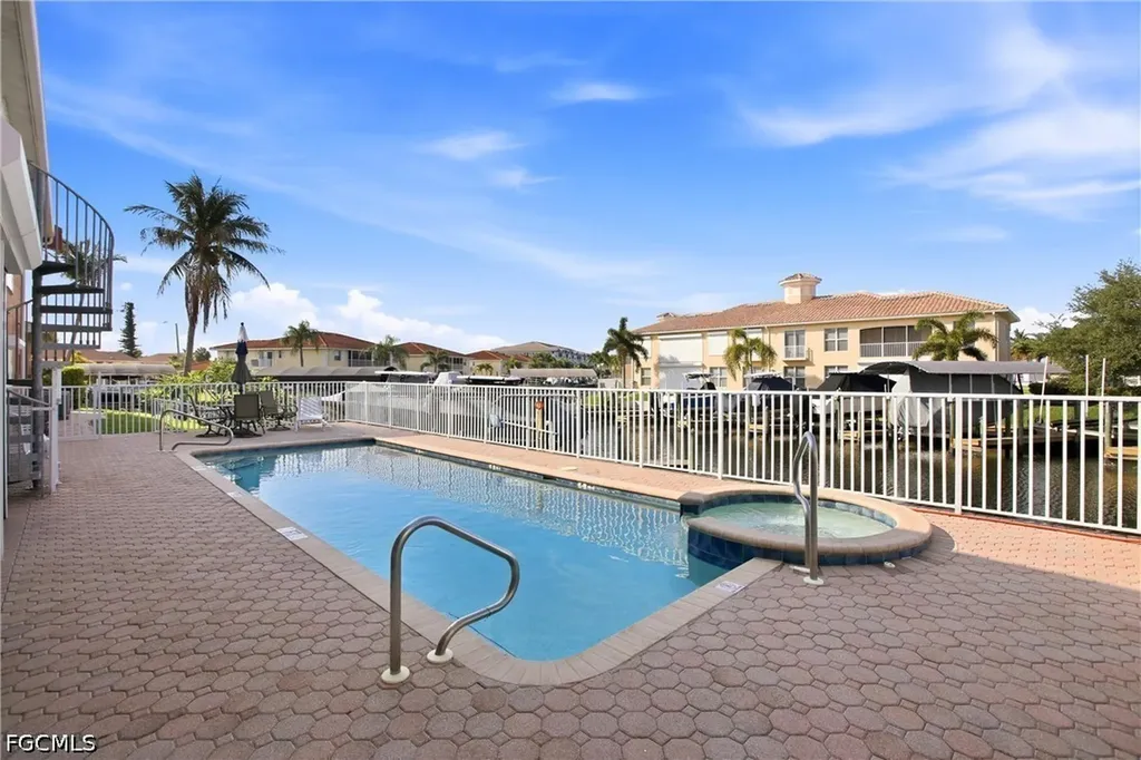728 Victoria Drive Cape Coral FL 33904