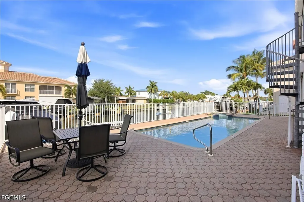 728 Victoria Drive Cape Coral FL 33904