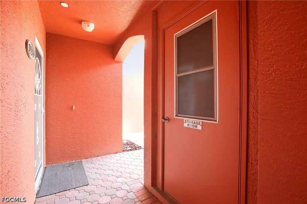 728 Victoria Drive Cape Coral FL 33904