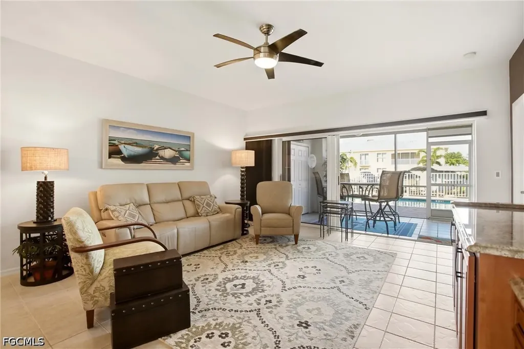 728 Victoria Drive Cape Coral FL 33904