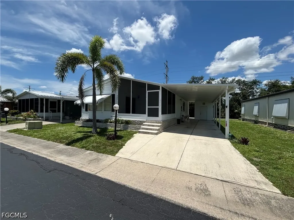 406 Horizon Drive North Fort Myers FL 33903