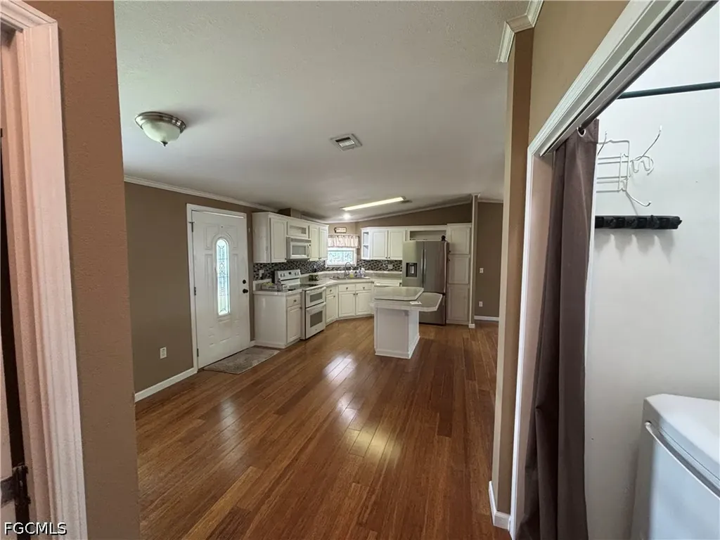 406 Horizon Drive North Fort Myers FL 33903