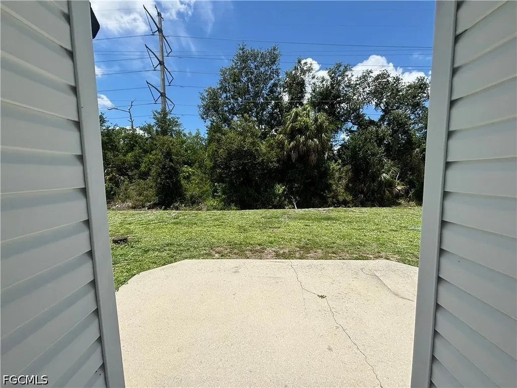 406 Horizon Drive North Fort Myers FL 33903
