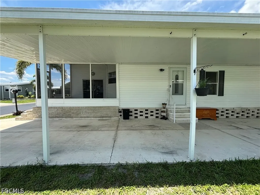 406 Horizon Drive North Fort Myers FL 33903