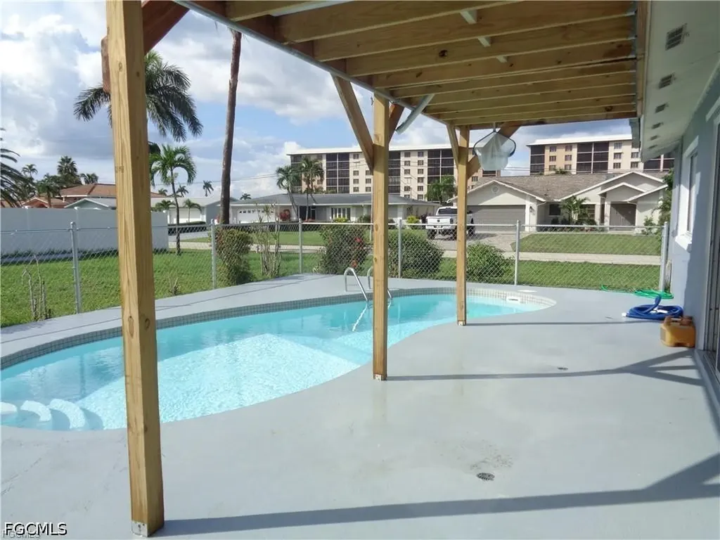 4402 SE 20th Place Cape Coral FL 33904