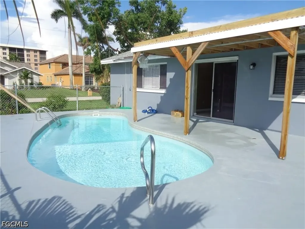 4402 SE 20th Place Cape Coral FL 33904