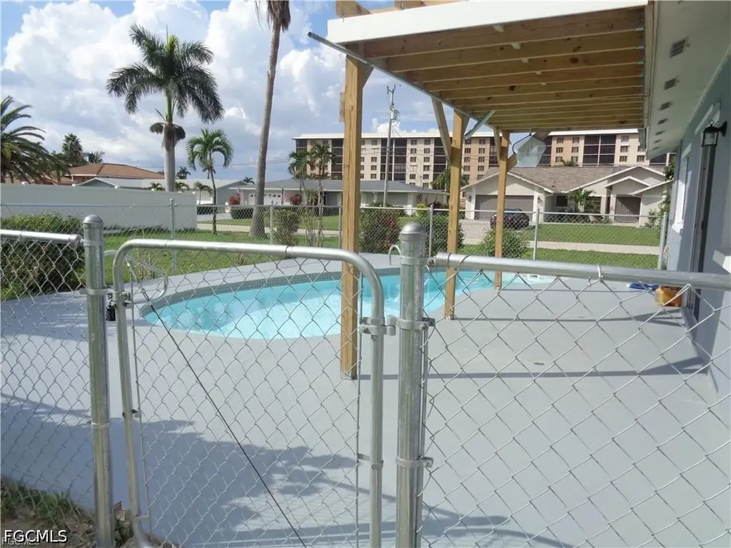4402 SE 20th Place Cape Coral FL 33904