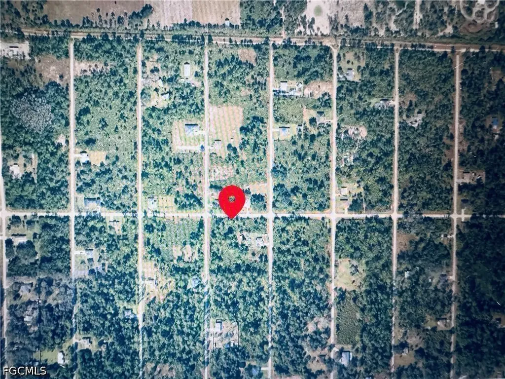 3802 E 21st Street Alva FL 33920